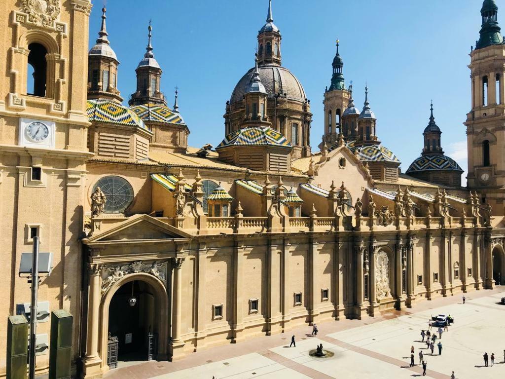 Апартаменты Az El Balcon A La Basilica II - Vistas Inmejorables A La Basilica Del Pilar! Сарагоса Экстерьер фото